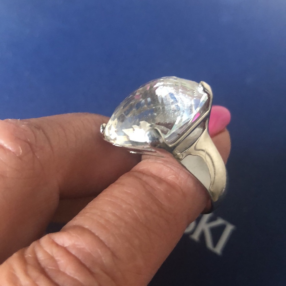 LARGE SWAROVSKI COCKTAIL RING - Picture 11 of 13